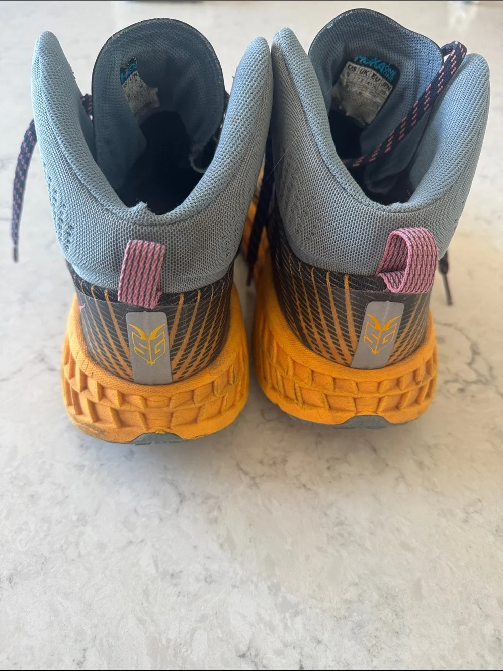 Hoka Speedgoat Mid 2 GTX Trail Mid-Top Shoes in Blue and Orange women’s 9
